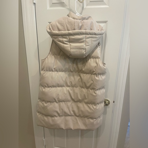 Zara Faux Leather Vest in Ecru - Picture 4 of 5